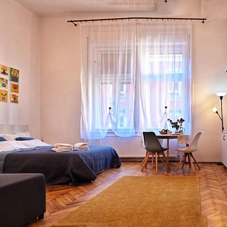 Travel And Music Apartment 蒂米什瓦拉 外观 照片